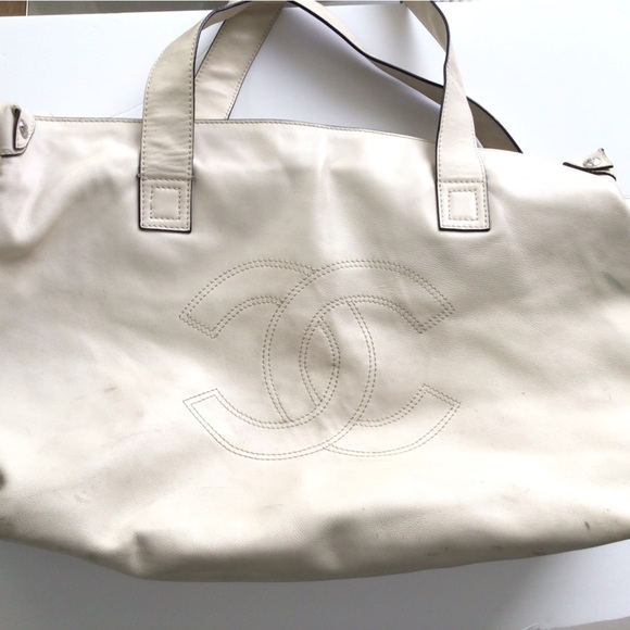 CHANEL Handbags - CHANEL Large Edgy Tote Bag